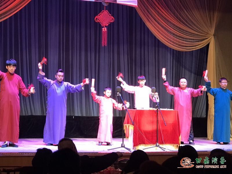 甘肅省曲藝團(tuán)“快樂蘭州”小劇場(chǎng)迎春相聲專場(chǎng)火爆開演