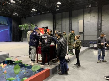 獻出一份愛心，托起一片希望