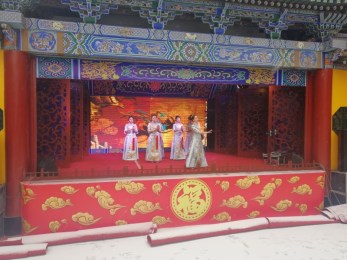 2019年“我們的中國夢”——文化進(jìn)萬家活動暨隴原“紅色文藝輕騎兵”省曲藝團(tuán)文藝小分隊在蘭州市府城隍廟正式開演