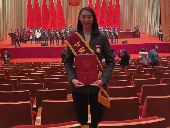 致敬！甘肅演藝集團歌舞劇院舞蹈演員康琦榮獲2020年甘肅省勞動模范稱號