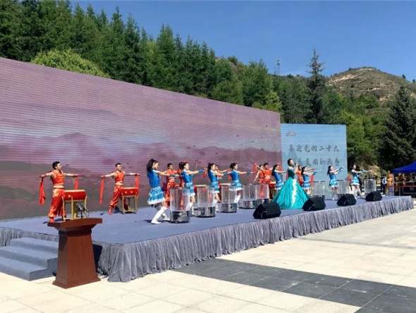 “喜迎黨的二十大 鋪展美麗新畫卷”賞油菜花海.游貴清仙境全國百名畫家畫漳縣暨助推鄉村振興活動啟動儀式文藝演出圓滿成功
